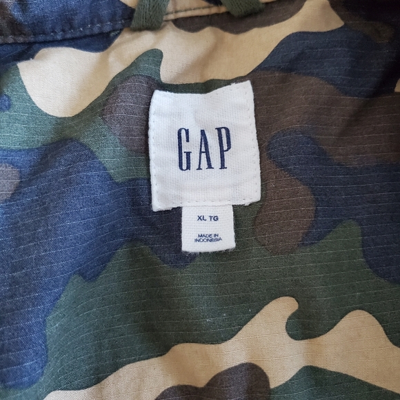 Gap Camo Jacket - Picture 2 of 4
